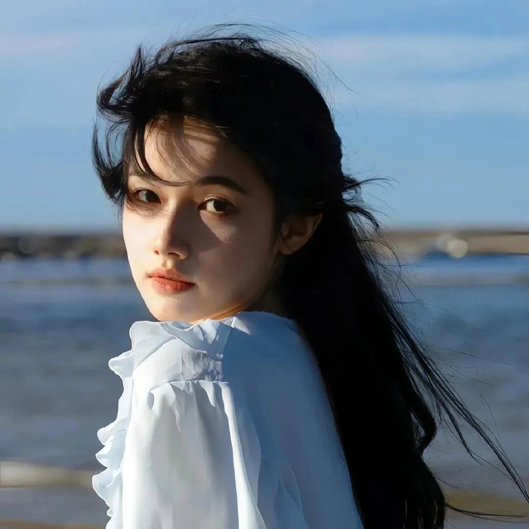 踉跄的女孩