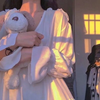 女鬼来敲门